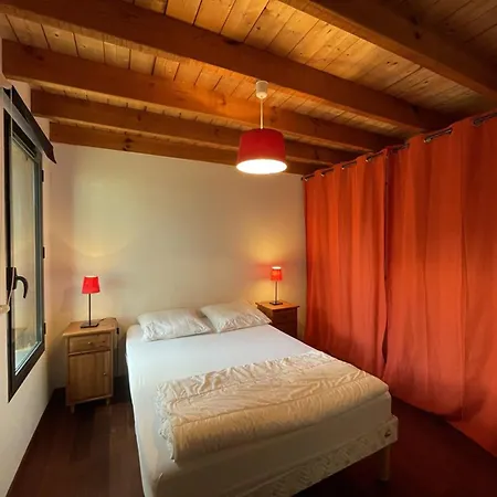 8 Pers. Proche Lac, Ocean Et Golf, Wifi, Animaux Admis, Parking - Fr-1-379-83 Soustons